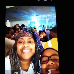 Meet your Posher, Brenda